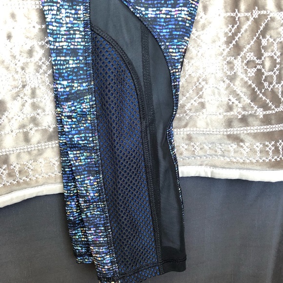 2 pair leggings 1 - X by Gottex Leggings w/mesh L & 1 Tangerine L - Picture 7 of 12